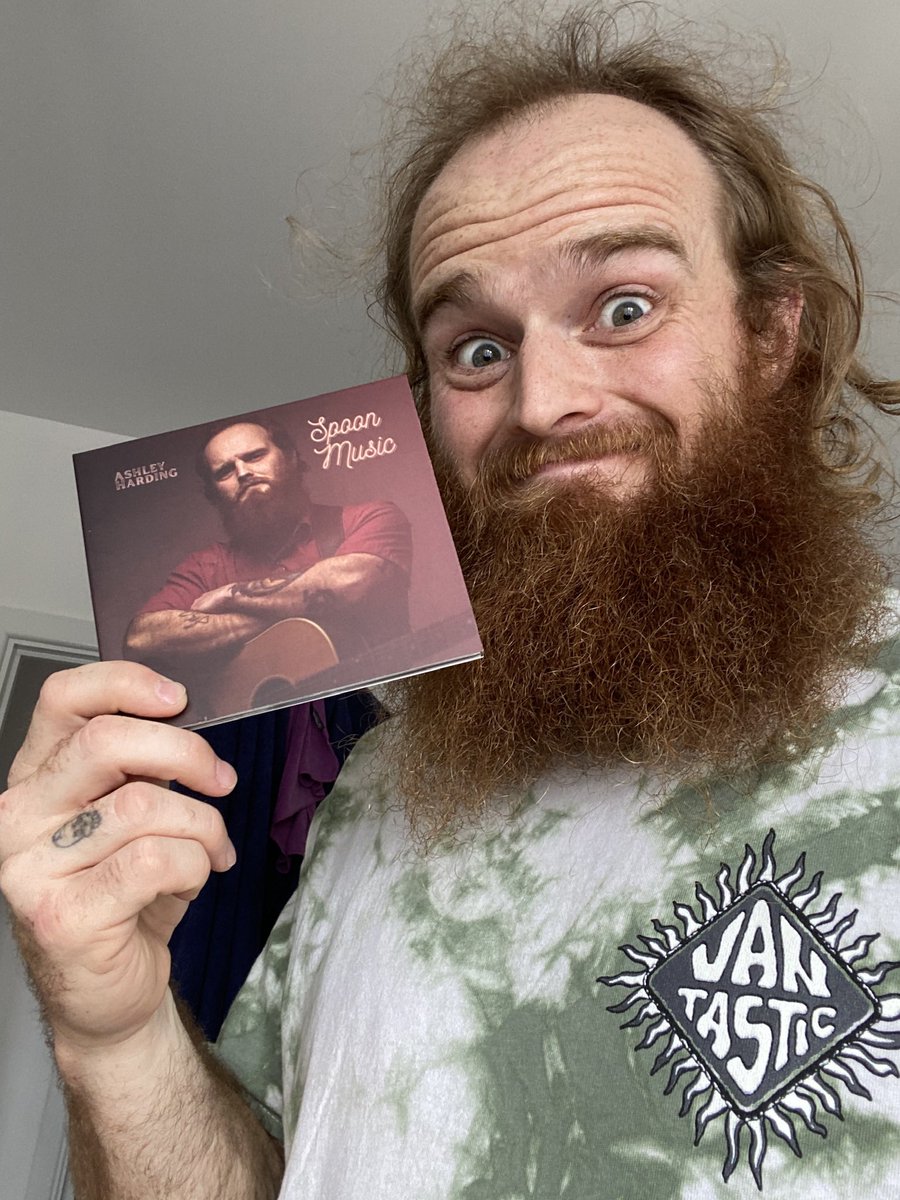 Ashleyhardinguk's tweet photo. 🥄🎶💿 CDs are here! 💿🥄🎶

They are now available online on Bandcamp, or in person at my gigs.

Thank you, people! 🤎

#ashleyharding #newmusic #newrelease #debutalbum #country #americana #roots #countrymusic #rootsmusic #americanamusic #gibson #spoonmusic https://t.co/QOuFk6FtYy
