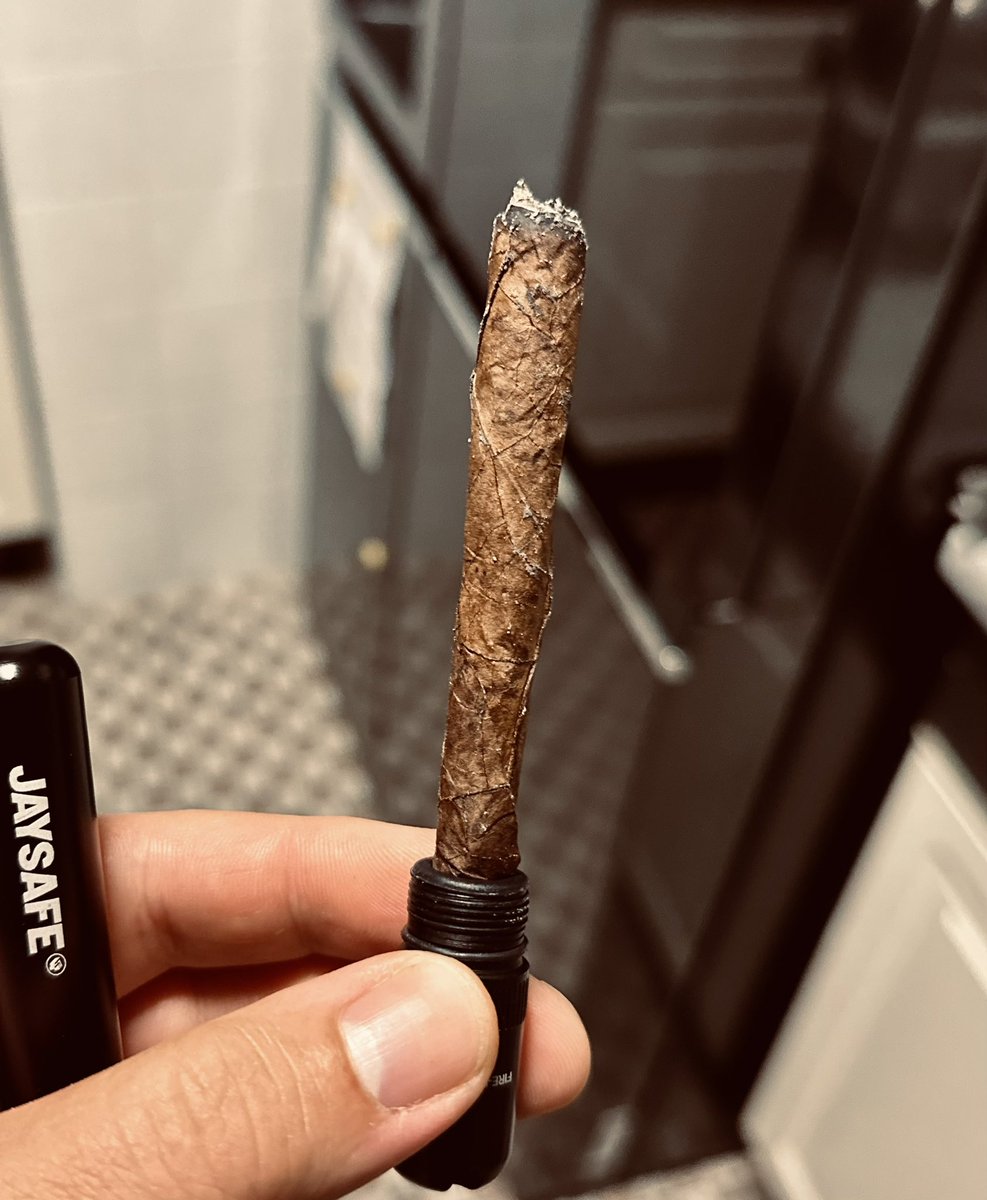 elblong's tweet image. #thisIsHoWEEDoIt #weedmob