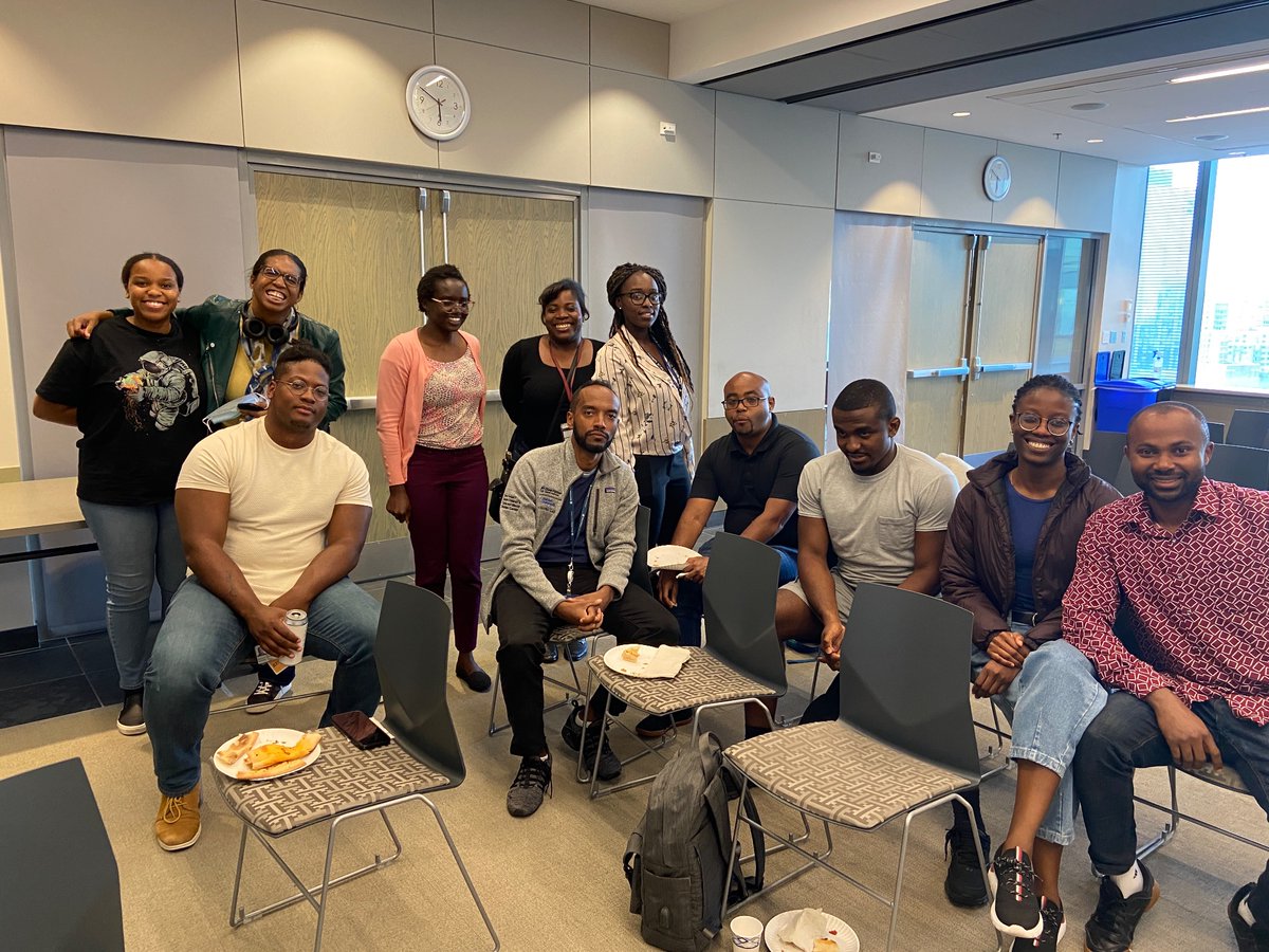 Happening right!
Join us for the @HarvardBlackPostdoc Assoc. Pizza Networking Event! 🍕 Dive into conversations, connect with peers, and foster collaborations. Let's shape the future together! #HarvardNetworking #BlackPostdocNetworking #HBPA