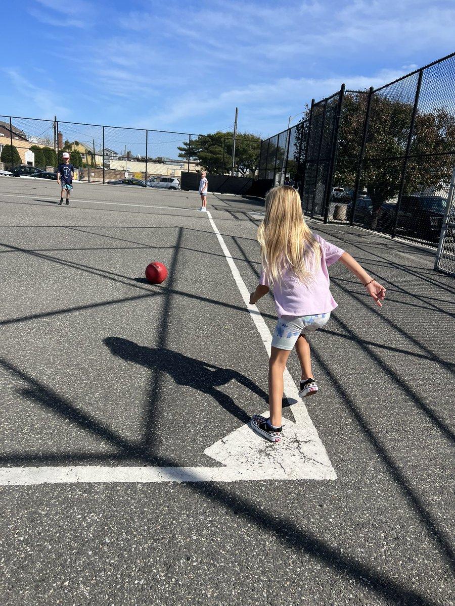 Nicolette Samardich tweet media