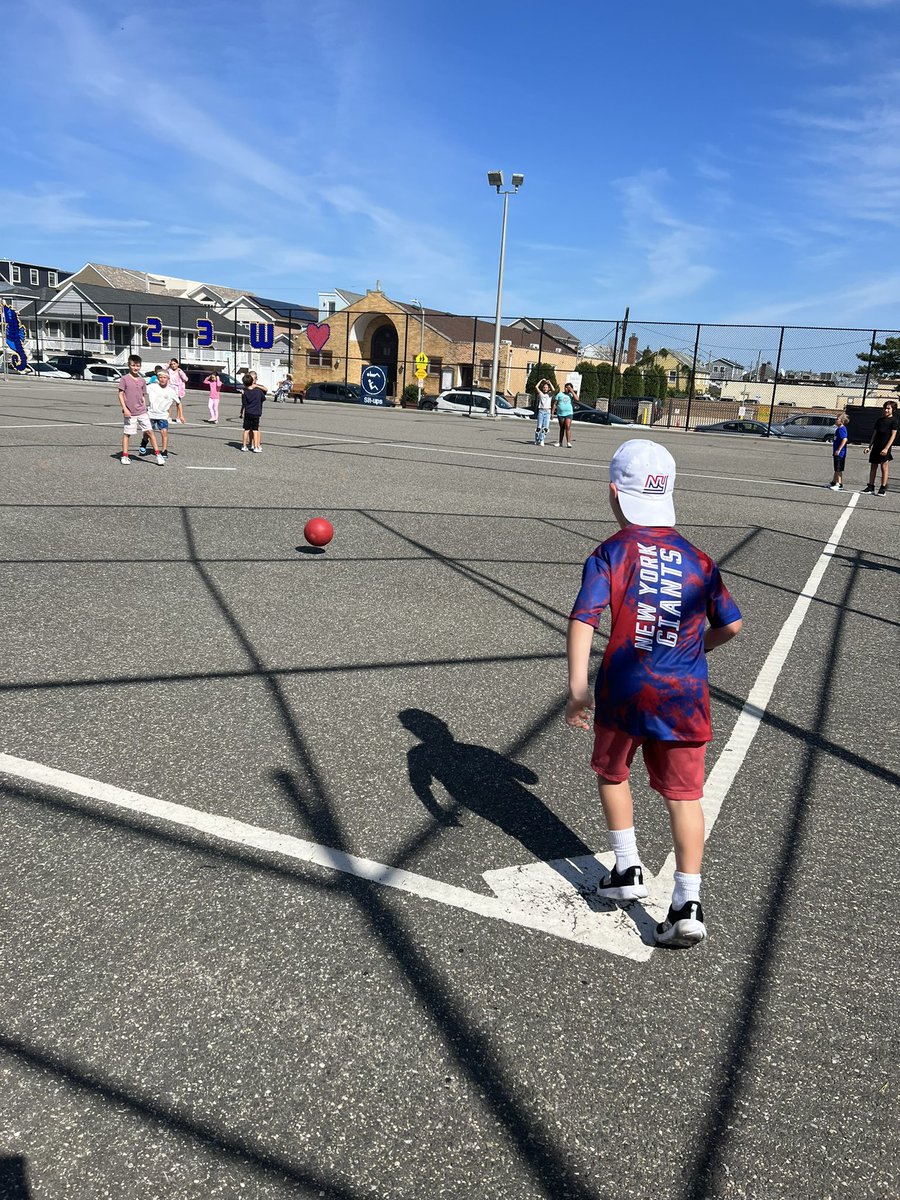 Nicolette Samardich tweet media