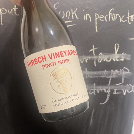 delectable's tweet image. Adriana F. notes: "Some say it takes a few years for these wines to come together; 4 years later, this 19 is showing beautifully. Well worth the wait." 

#vinous #delectable #sonoma