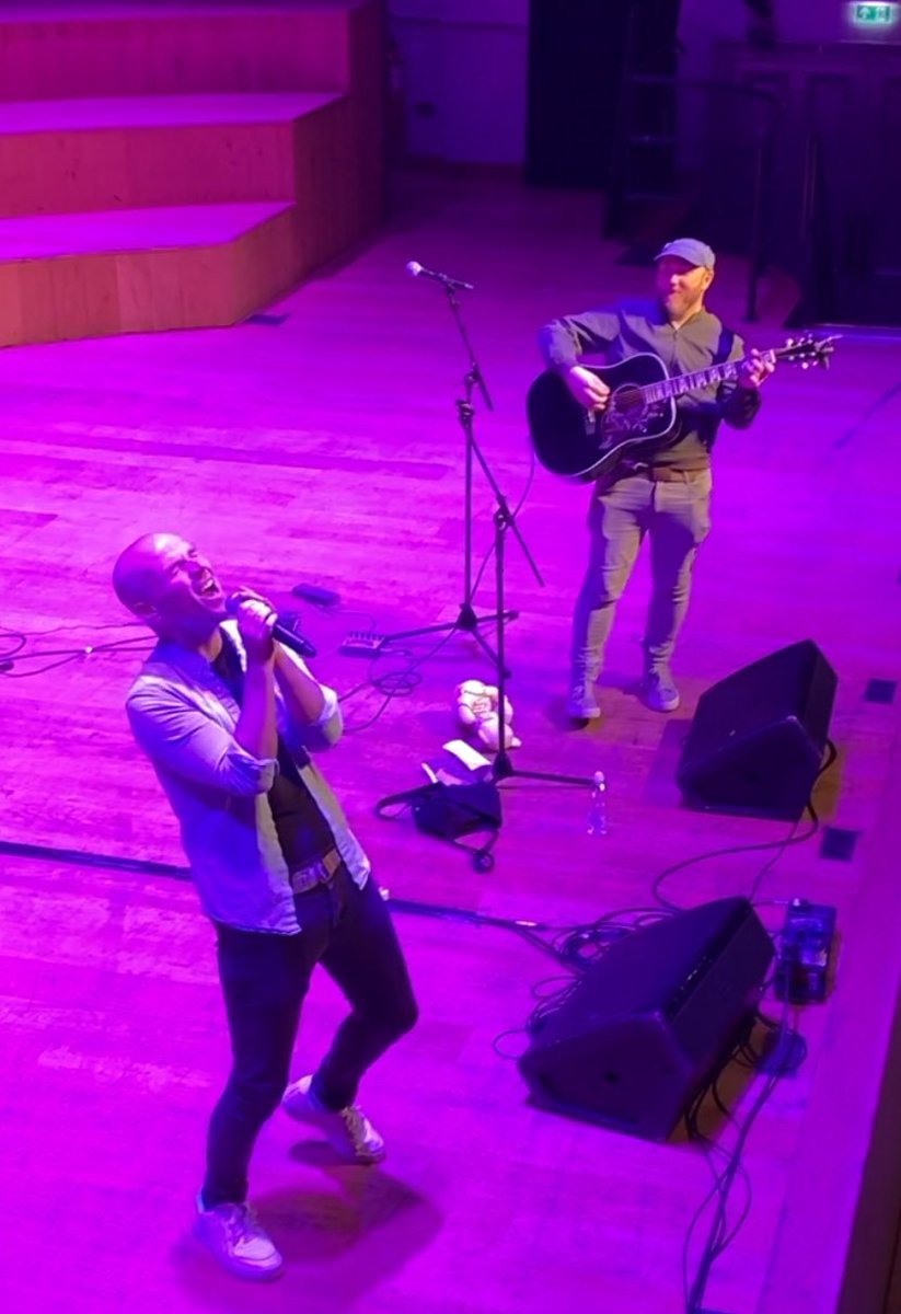 garethocathain's tweet photo. @TadhgHickey great show chief.  Sully and Darren were cool too. https://t.co/VmzXJAT6Yl