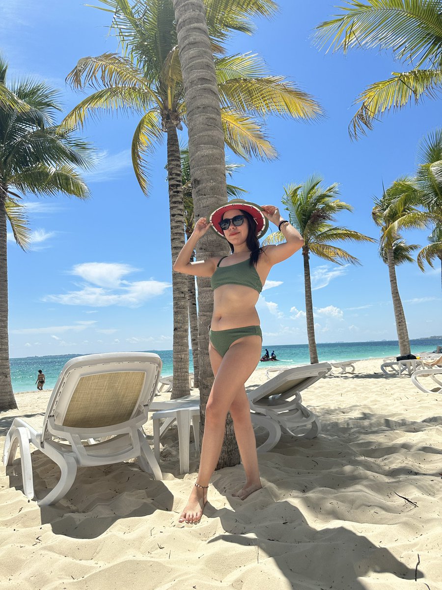 nancyalmaguer's tweet photo. 🌴 https://t.co/5U9OJDWz01