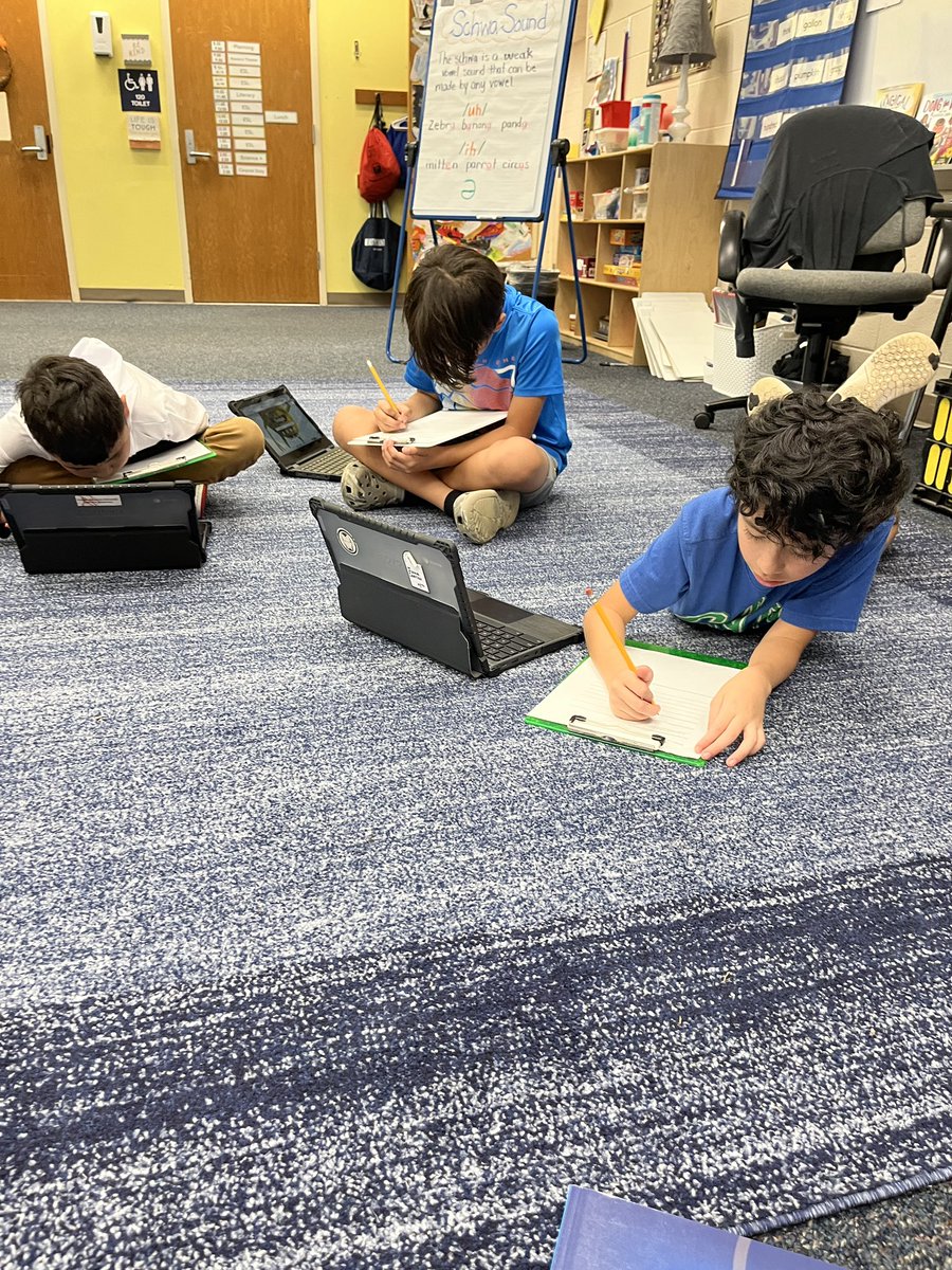 Researching individuals to celebrate Hispanic Heritage month! They learned so much! <a href="/Lead_Mine/">Lead Mine Elementary</a> #HispanicHeritage