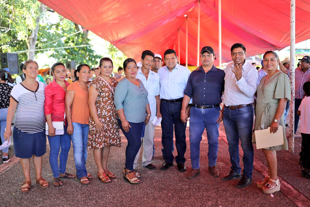 VamosTabasco203's tweet photo. @TabascoJavier es bien recibido en #Jalapa #Tabasco la tierra del dulce envuelto en joloche.
#EsMay #YoConMay https://t.co/JAHMmtP01C
