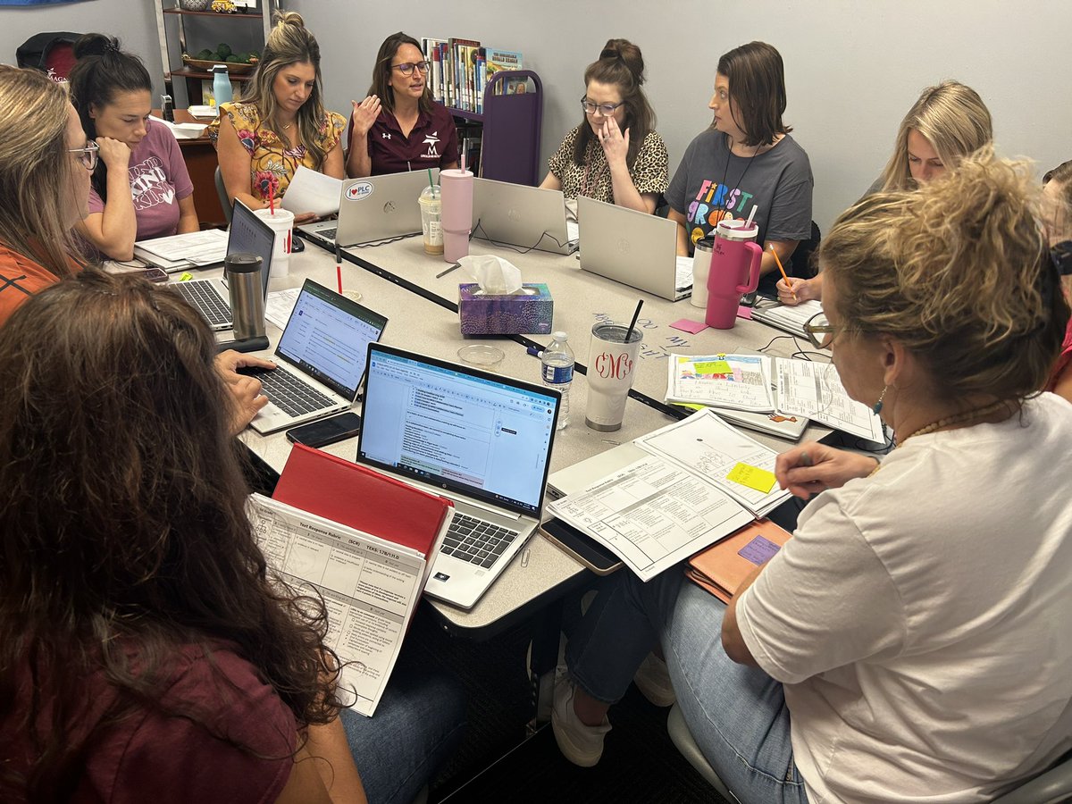 Stop. Collaborate. Listen. 
#plc #allkids #allteachers #focused