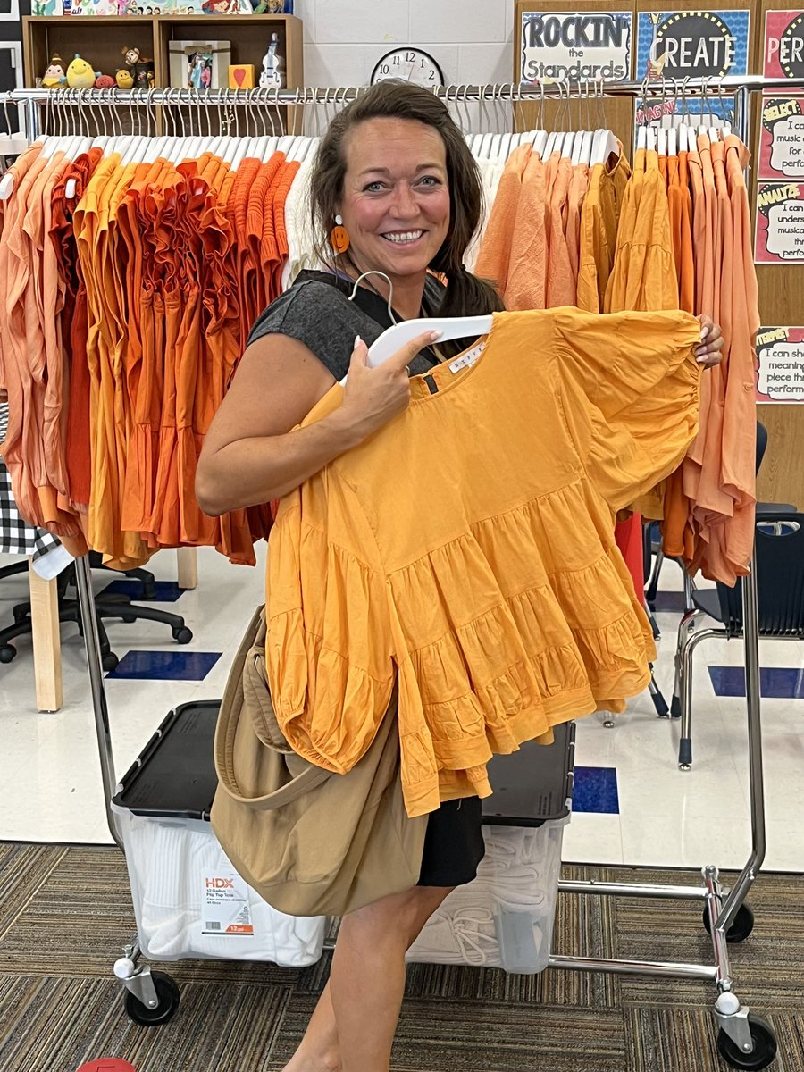 Family Move Night is a BIG success!!! Thank you to our Community Spirit Committee for organizing this fun evening! <a href="/Kim_Harris865/">Kimberly Harris</a> <a href="/shelly_maddux/">SHELLY MADDUX</a>  <a href="/DannyTKCS/">Danny Trent</a>