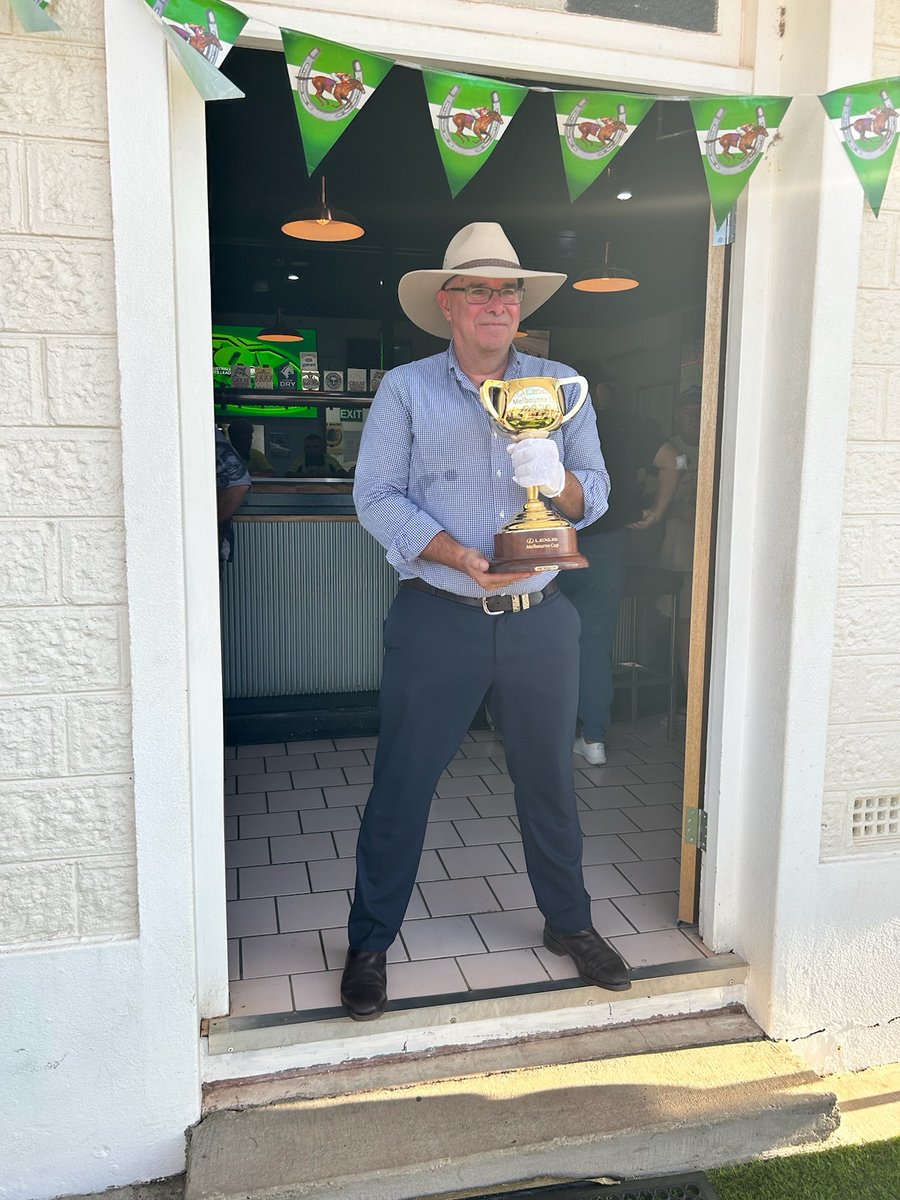 I’ve just returned home after a few days In Cunnamulla doing some hosting duties for the Paroo Shire Council while the @MelbourneCup was on tour with the staff from the @FlemingtonVRC . If you’ve never been to #outbackqueensland you’re missing out on a great experience.