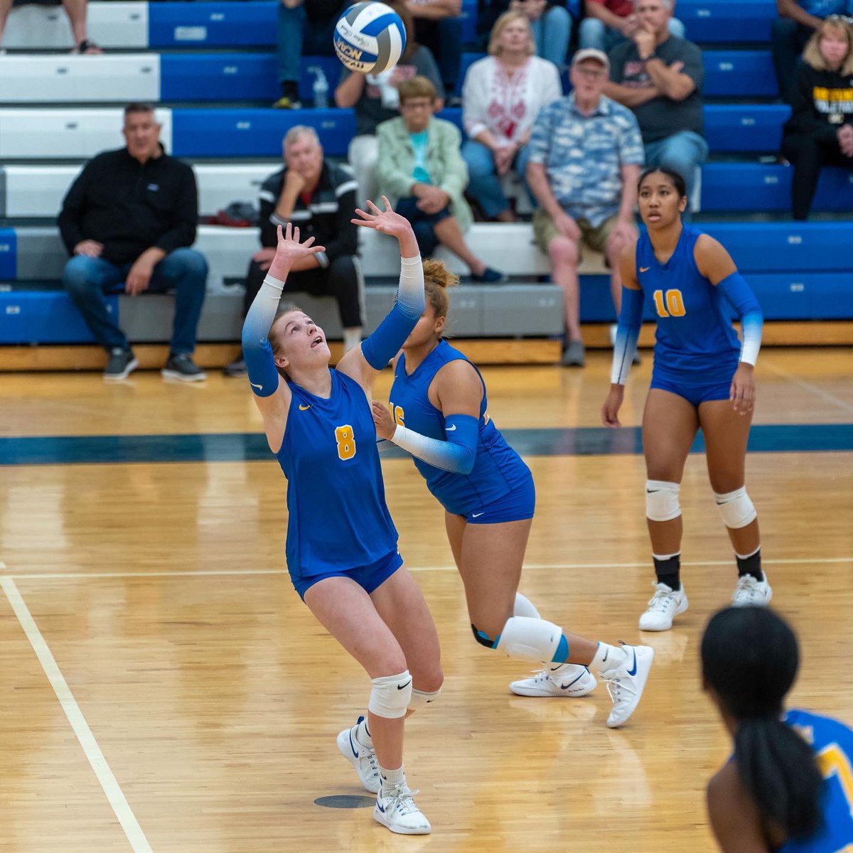 Ursuline Volleyball tweet media