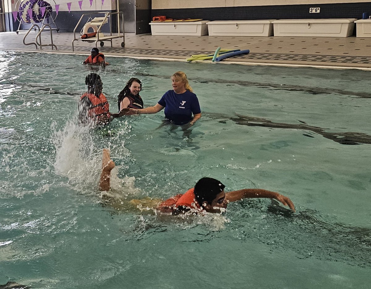 CHCPrinc_Renaud's tweet photo. Excited I got a chance to head over to LHC today and witness an awesome partnership with the #YMCA. Our students learned a ton about water safety and had a blast. Thanks LHC and @LHCWilson for the invite! @LisaMHeaton #wearewayne #CHCPride https://t.co/Ob7bV9xEvU
