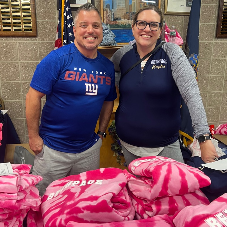 BethpageUFSD's tweet photo. 📚 Exciting news! Bethpage High School PTA is gearing up for Back-to-School Night this evening! Join us for a fantastic selection of school gear and support your PTA. Let's make this school year one to remember! 🎒✏️ #BackToSchool #BethpagePTA #SupportPTA" https://t.co/gyUOghSQVr