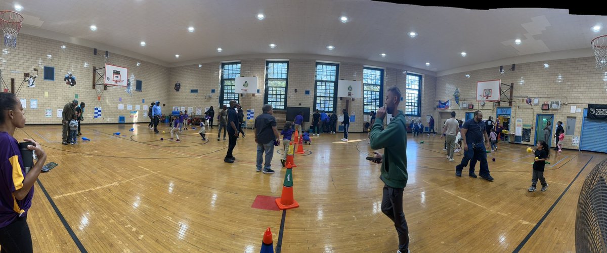 PrincipalFields19K325 (@msfields19k325) on Twitter photo The dads @fresh_creek are the best! They showed up and showed out, supporting their child as they continue to #riseup I am so proud of my school community! With their support, we will WIN! <a href="/TamraCollinsD19/">Tamra Collins</a> <a href="/SpenceIreneK/">Irene K. Spence</a> <a href="/NYCDistrict19/">Community District 19</a> <a href="/FortuneyR/">R. Fortuney</a> The dads @fresh_creek are the best! They showed up and showed out, supporting their child as they continue to #riseup I am so proud of my school community! With their support, we will WIN! <a href="/TamraCollinsD19/">Tamra Collins</a> <a href="/SpenceIreneK/">Irene K. Spence</a> <a href="/NYCDistrict19/">Community District 19</a> <a href="/FortuneyR/">R. Fortuney</a>