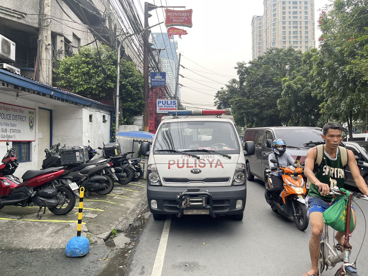 mrjesseherrera's tweet photo. @MMDA @pnppio @PNPhotline causes of slow down traffic this early https://t.co/qlgonv2L2B