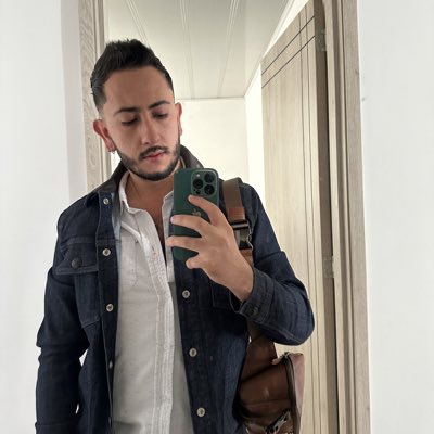 jdanielbguz's tweet photo. #NuevaFotoDePerfil https://t.co/EBauwgABL5