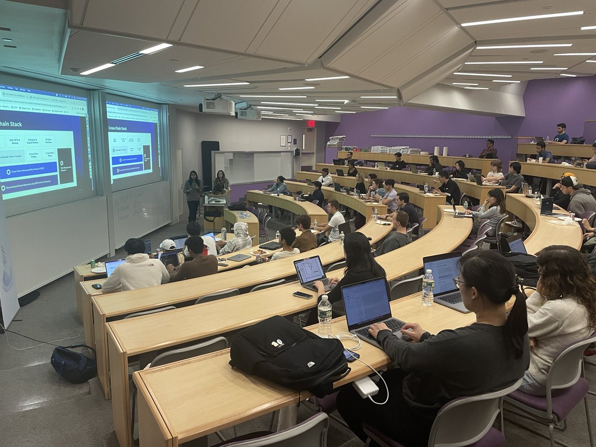 jamie_weintraub's tweet photo. We are live at the #Chainlink x @avax #CCIP Masterclass in collaboration with @nyu_bfc https://t.co/qXCyfNf7zq