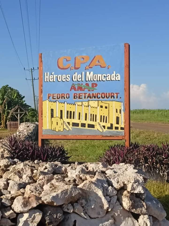 En el Marco de la Asamblea CPA Héroes del Moncada se eligieron a las Mujeres que representan las brigadas FMC-ANAP como delegadas a la Asamblea 11Congreso FMC Felicidades.#MatancerosEnVictoria 
#PedroBetancourtEnVictoria.
#MujeresEnRevolucíon.