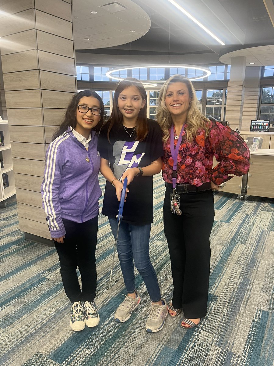 London LMC ribbon cutting tonight - these students’ speeches were awesome! They both did an amazing job!🤩#bestriking #21Learns <a href="/ccsd21london/">London Middle School</a>