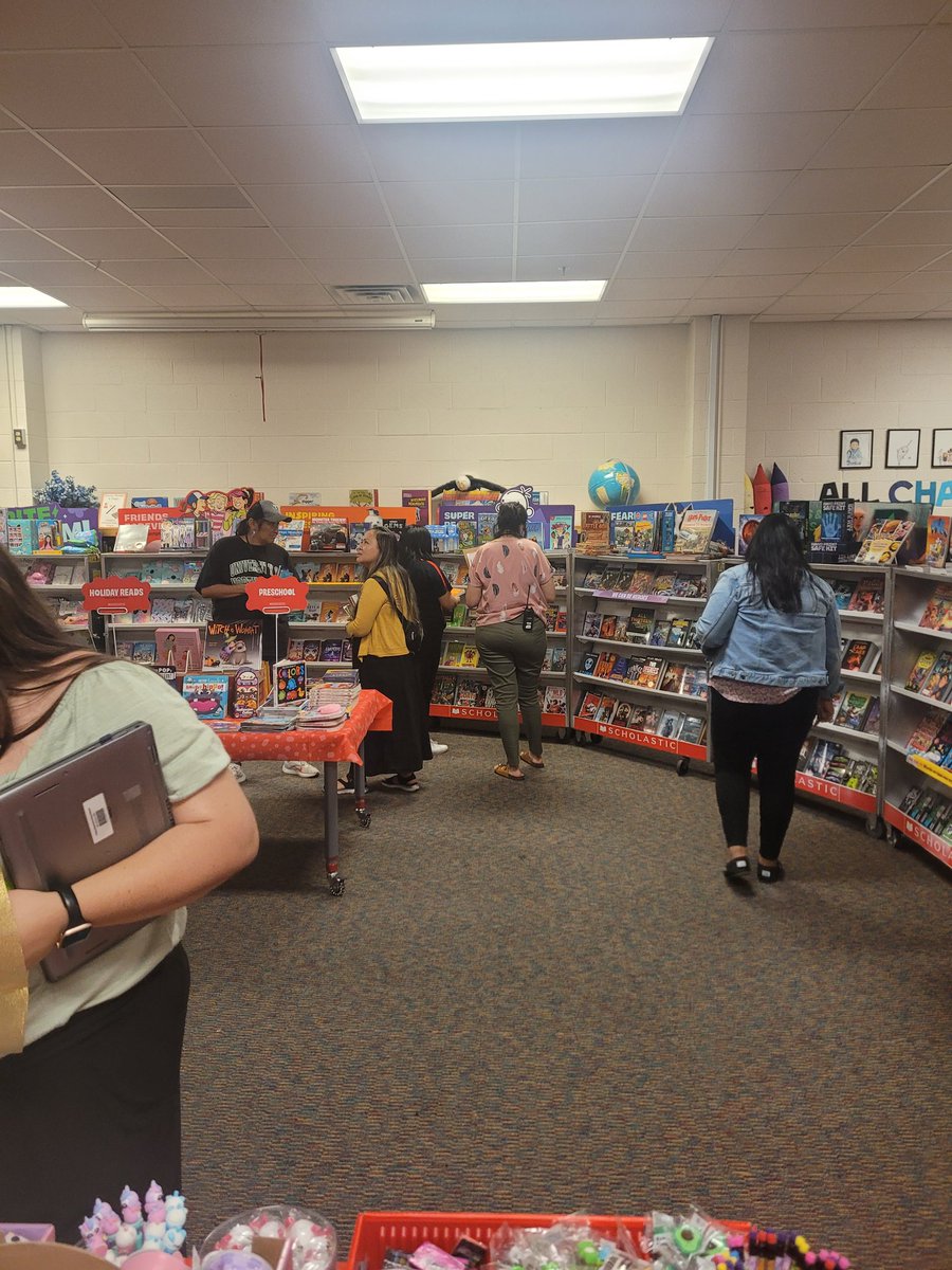 I hosted a book fair teacher preview and it was a hit! Several teachers won a free book or Scholastcic credit!! Can't wait to have the students come in and check it out too.  @Scholastic @LivelyEagles @IrvingLibraries #bestweekever