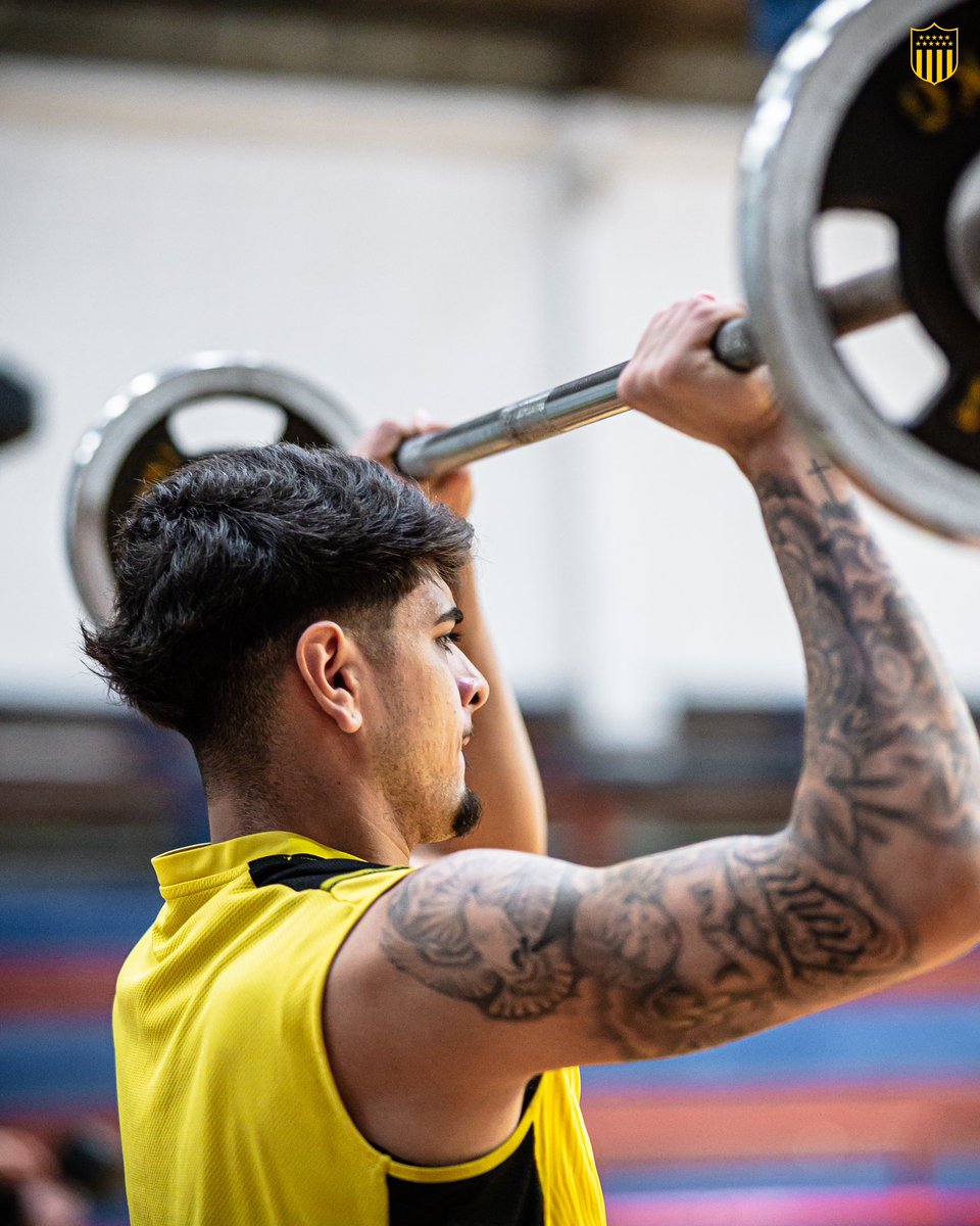💪 ¡Dale 𝐏𝐄𝐍̃𝐀𝐑𝐎𝐋!

Seguimos preparando lo que viene. 

#VamosCarbonero