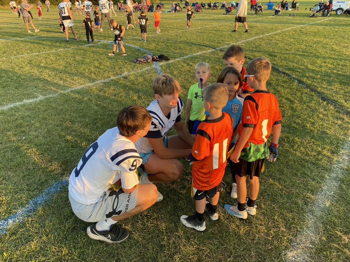 Rob Kramer (@coach_kramer15) on Twitter photo Thank you to <a href="/websterthomasfb/">thomas football</a> and <a href="/SchroederFtball/">Schroeder Football</a> for working with our Webster K-2 Flag Football Players this week. Big smiles both days. Best of luck to both teams Friday Night! <a href="/SchroederHS/">Webster Schroeder HS</a> <a href="/ThomasTitans/">Webster Thomas HS</a> <a href="/ThomasAthletics/">Thomas Athletics</a> <a href="/SchroederSports/">Schroeder Athletics</a> <a href="/PrimetimeBall_/">Primetime585⭕️</a> <a href="/SecVFootball/">Section V Football</a> Thank you to <a href="/websterthomasfb/">thomas football</a> and <a href="/SchroederFtball/">Schroeder Football</a> for working with our Webster K-2 Flag Football Players this week. Big smiles both days. Best of luck to both teams Friday Night! <a href="/SchroederHS/">Webster Schroeder HS</a> <a href="/ThomasTitans/">Webster Thomas HS</a> <a href="/ThomasAthletics/">Thomas Athletics</a> <a href="/SchroederSports/">Schroeder Athletics</a> <a href="/PrimetimeBall_/">Primetime585⭕️</a> <a href="/SecVFootball/">Section V Football</a>