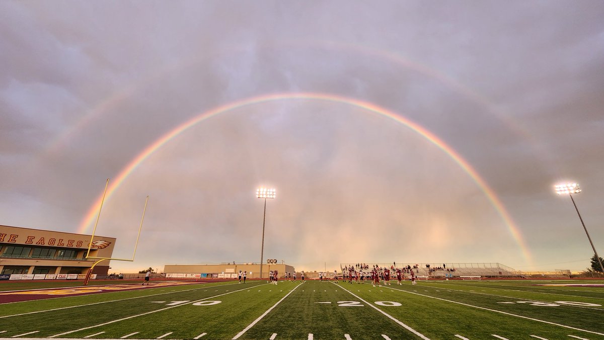 ATJuarez86's tweet photo. Beautiful view at yesterday's JV FB game. https://t.co/t3Y375ZWvu