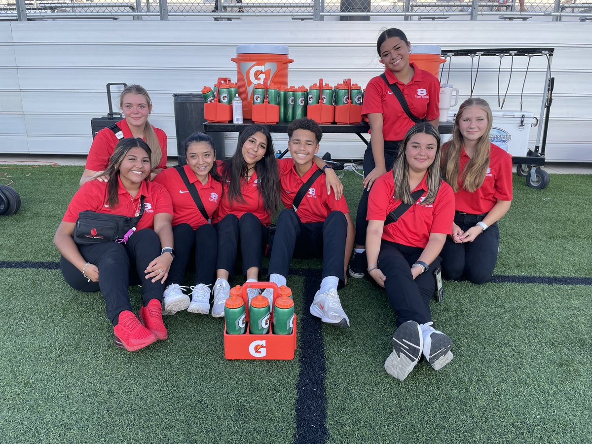 randypittenger's tweet photo. 🅱️🐅🏈BELTON TIGERS🏈🐅🅱️
Plenty of support for our Tigers at the Pfield! #BeltonCheer #MagicBelles #TigerMedia #TigerSportsMed
Belton vs Pflugerville
#GoTigers #BigRedCommunity
#ILoveBelton https://t.co/jpvVs0G1Lq