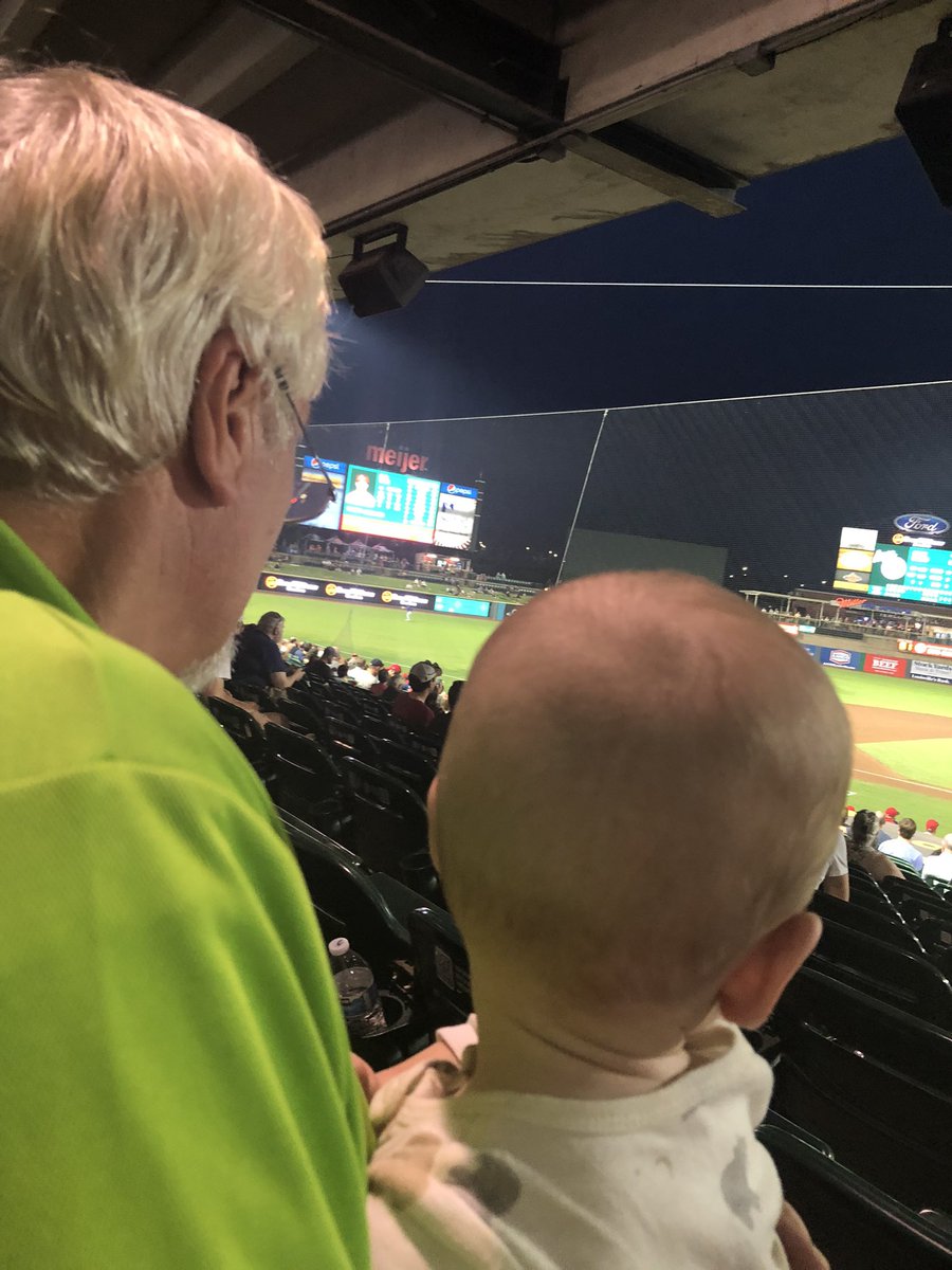 KC4WQ's tweet photo. #madeinlouisville Nicholas’s first baseball game https://t.co/OmUlSU0yoo