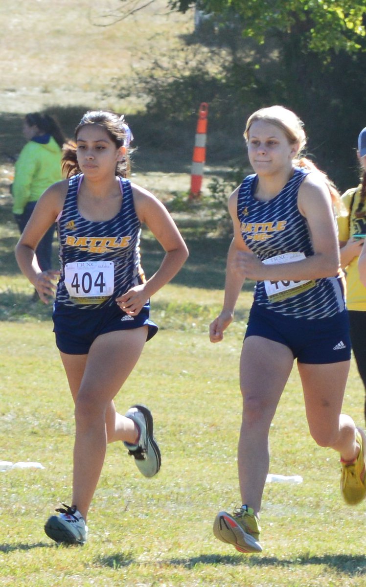 BattleTrack's tweet image. 2 days to our in town Gans Creek Classic meet! Evelyn and Arabelle have a great motto for cross country: 
"Run long, run strong, run with pride, with every stride."
and they can't wait to see everyone at the meet Saturday!
Girls race @ 9 a.m.
Boys race @ 10 a.m.
