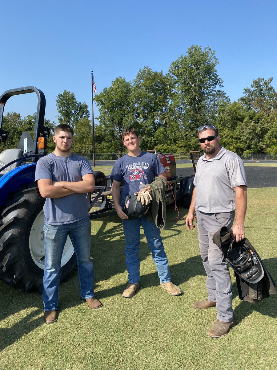 Creek Wood Welders tweet media