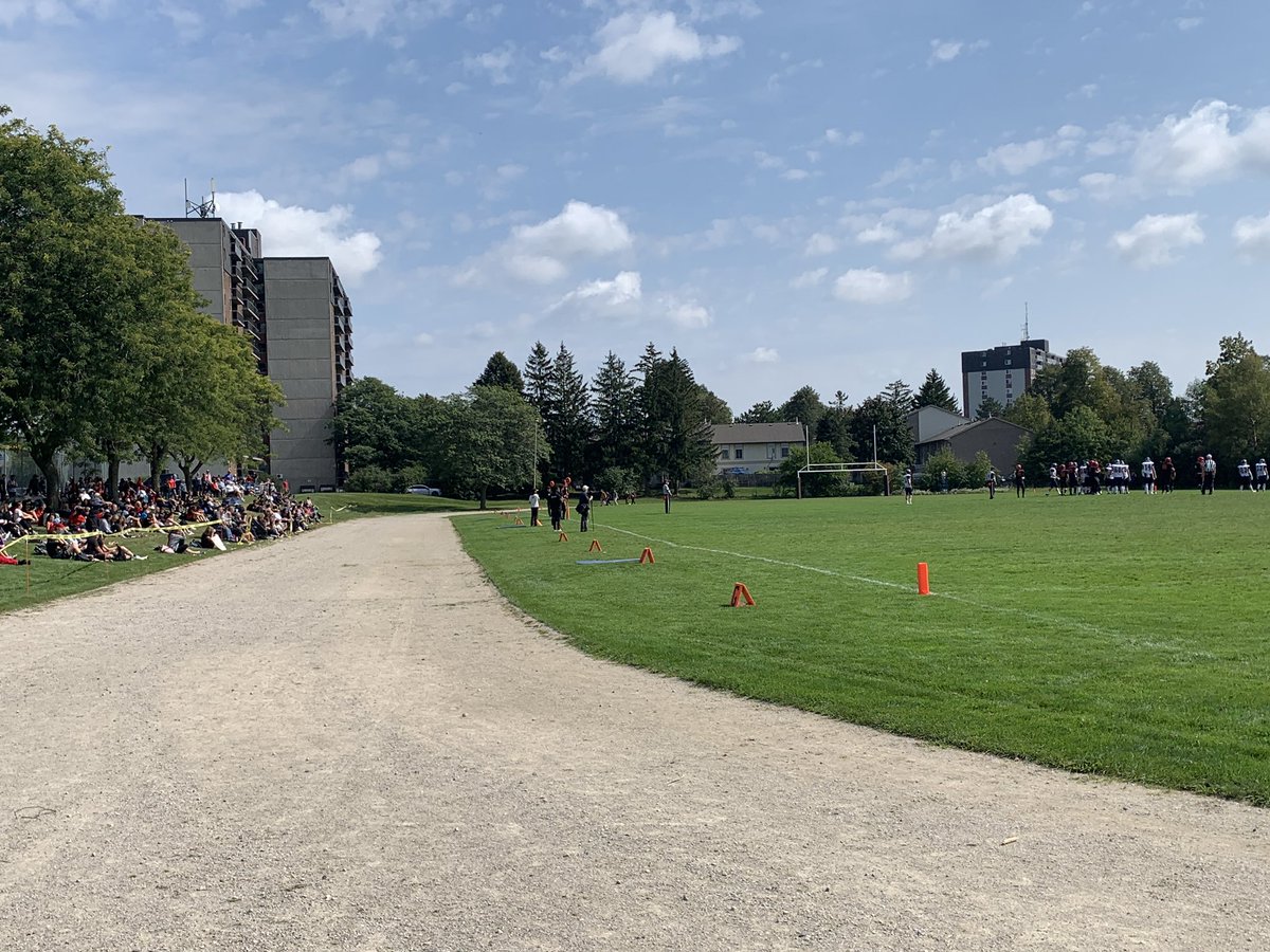 It was a great day for football <a href="/SaundersOne/">Saunders Secondary</a> #unitedinsport