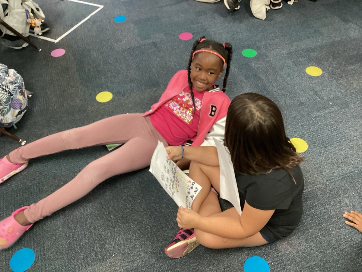 JenniferRu's tweet photo. My students so loved sharing their writing to each other during our Writing Celebration!!🥰 @ClardyElemNKC https://t.co/G7AwhLnBER