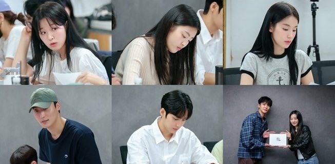 kdramatreats's tweet photo. KBS drama #WeddingBattle releases first script reading photos starring #Rowoon and #ChoYiHyun

The drama will premiere on October 30! https://t.co/wSrWowuWuM