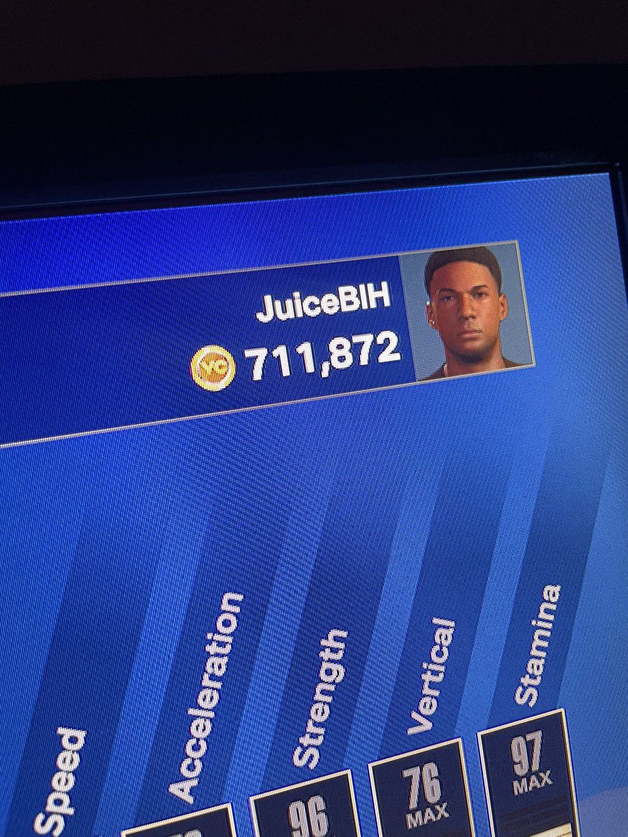 Tap in he not missing 🤝🏽 <a href="/Madulah/">🖤</a>