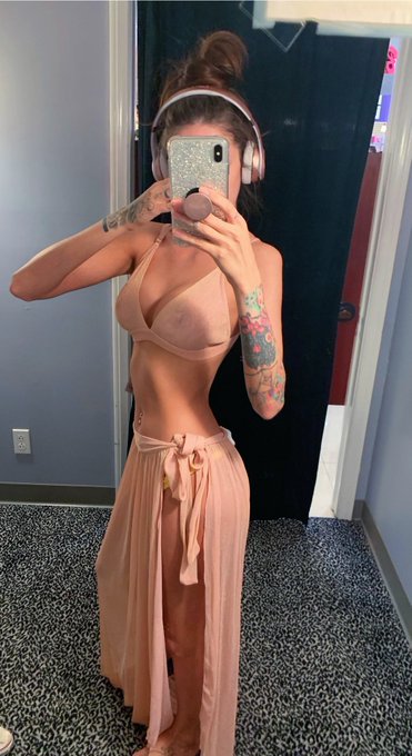 Live on MFC in two hours! https://t.co/OKPvlPsW7O