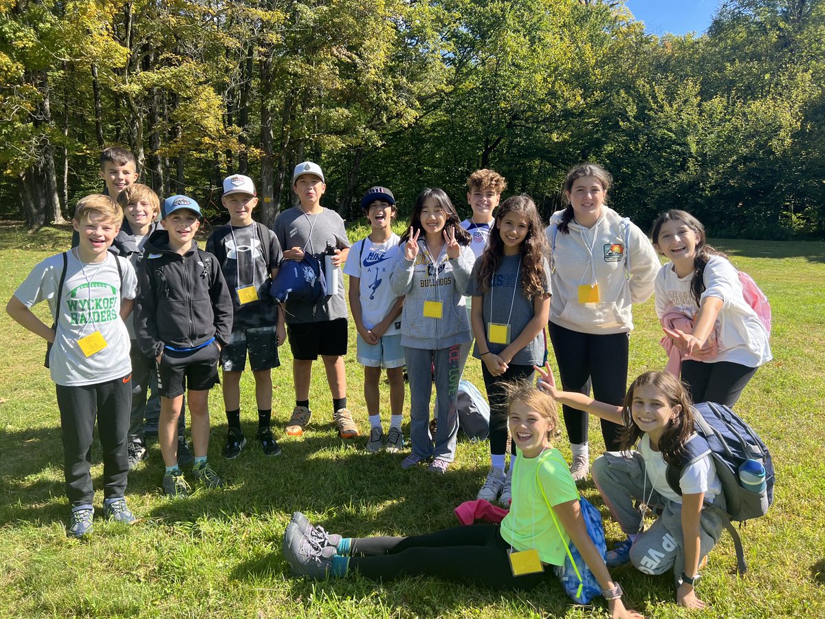 JenCalendrillo's tweet image. Frost Valley Day 1- Group 10 ⁦@WPSEisenhower⁩ ⁦@EsakMrs⁩