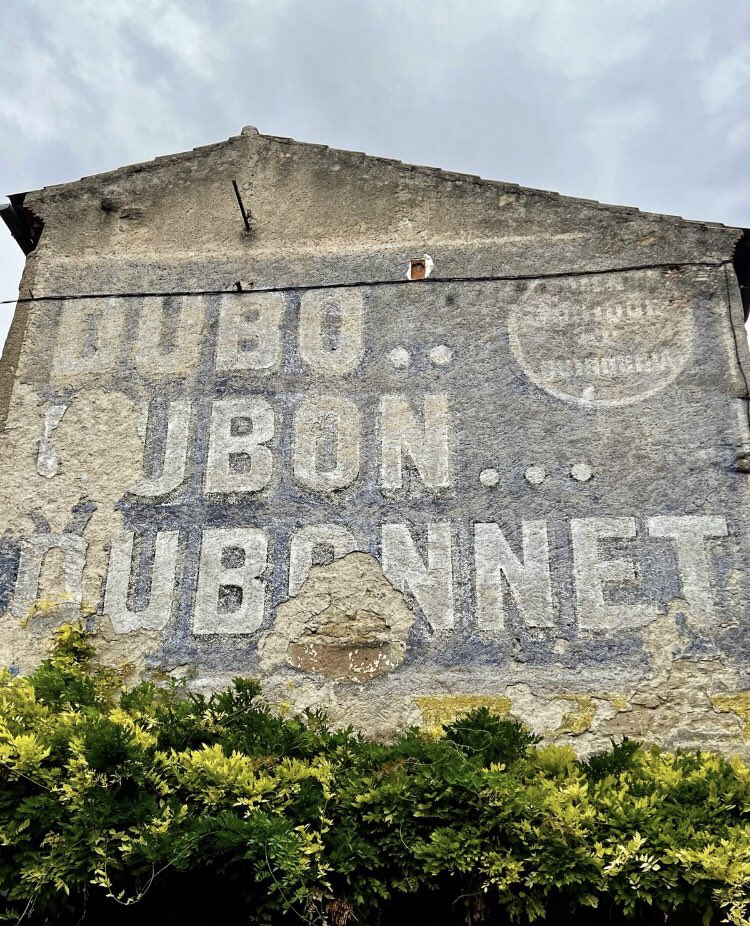 RubbishWife's tweet photo. Always look up #hiddensigns https://t.co/QVOrmKgxuy