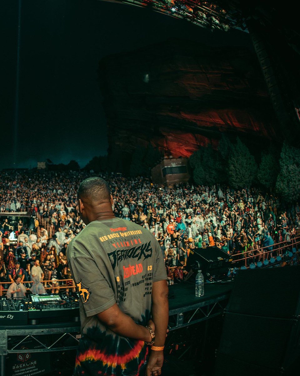 Take me back!! 
Red Rocks 📸