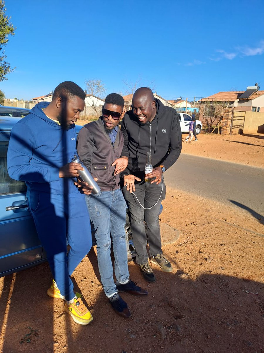 HpMsimeki's tweet image. @Noelfujuka 
@sgorroz994 
#ThePowerOfRadio
#LoveAtFirst first date went well, I'm love you ❤️ guys.