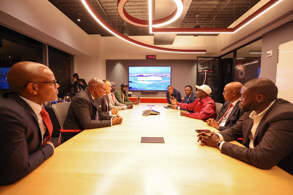 moyasa_ke's tweet photo. KENYA-NBA SIGNS MOU FOR TALENTS AND INFRASTRUCTURE DEVELOPMENT

Kenya has signed a Memorandum of Understanding (MOU) with the National Basketball Association (NBA) @NBA to facilitate the development of basketball infrastructure in Kenya, with a goal of developing an elite level.. https://t.co/3pUXShdDNZ