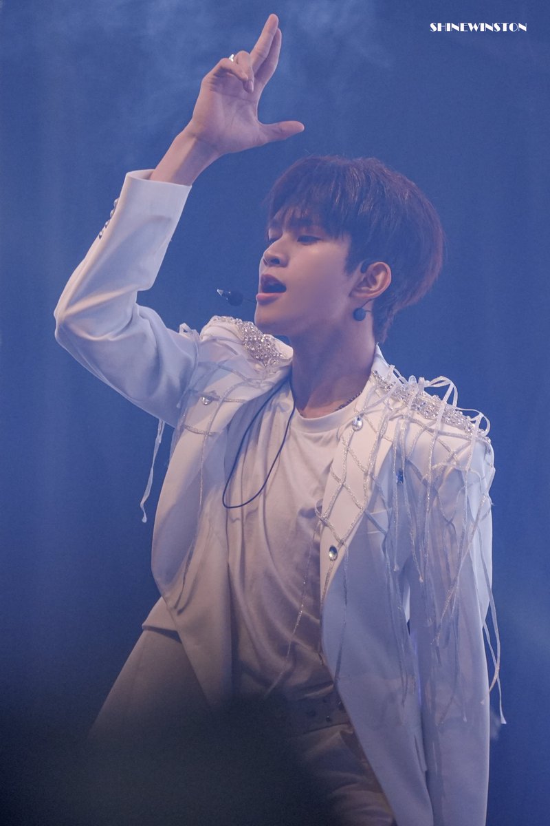 shine_winston's tweet photo. 230909 마닐라 첫콘 

금요일은 윈스턴과 함께💞

#HORI7ON_1STCON #VoyageToManila #샤인윈스턴 #shinewinston #HORI7ON #호라이즌 #WINSTON #HORI7ON_WINSTON https://t.co/23k5iOTr55