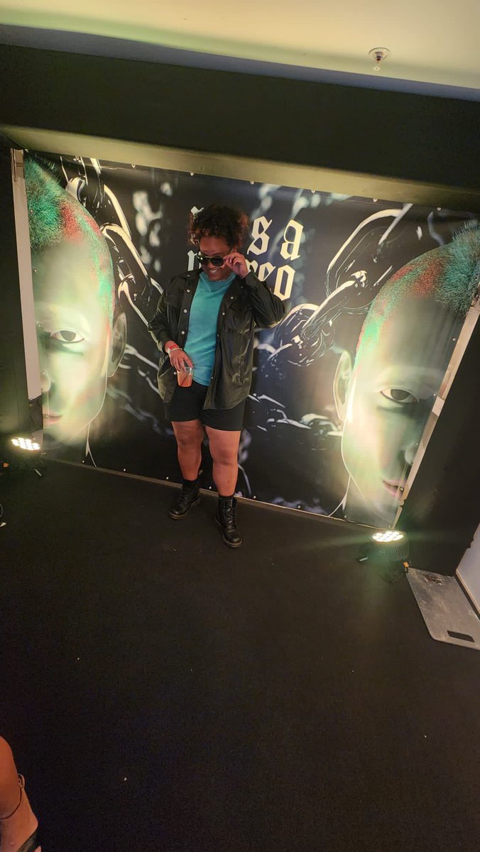 Michymetemano's tweet photo. Go Through your Camera Roll and Post your 4 fav pics of you 🙃 https://t.co/Papffa11s6