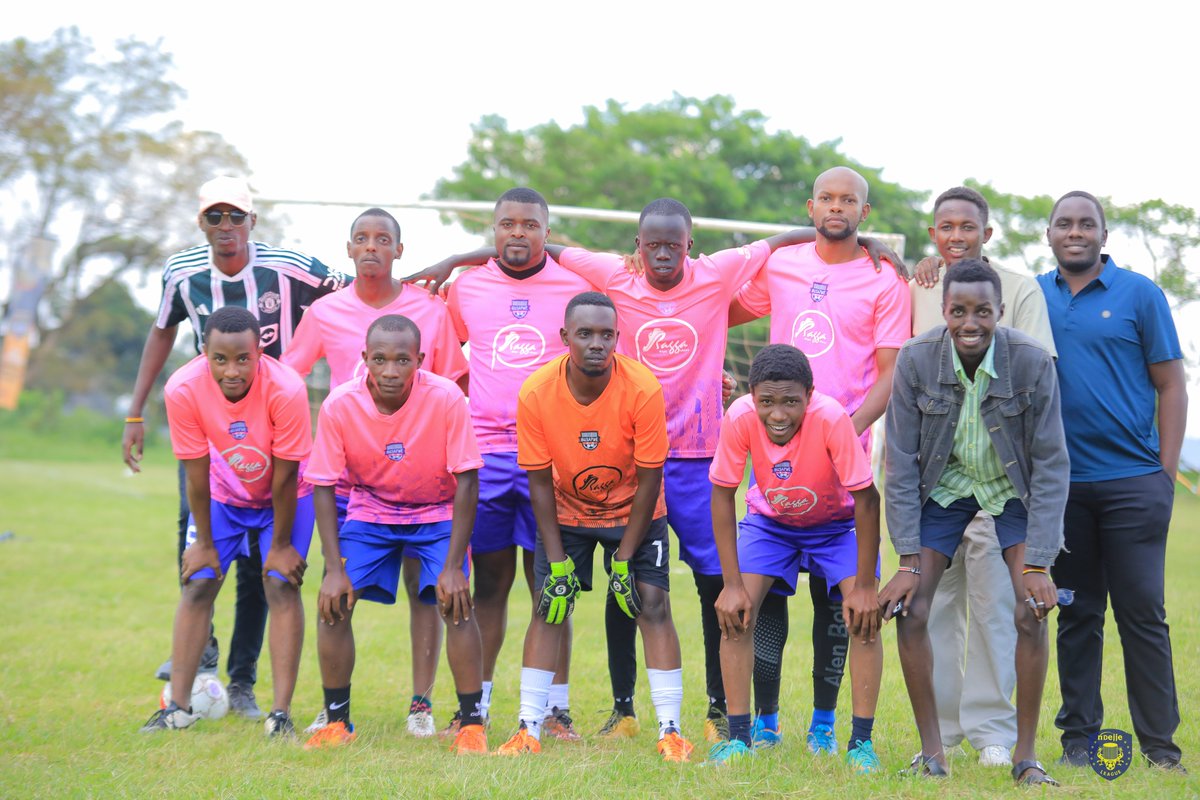 busapwefc's tweet photo. Thank you all for making this season of soccer absolutely fantastic! π«From thrilling matches to unforgettable moments, it's been a journey we'll cherish. Here's to the beautiful game and the memories it brings. πβ½
#busapwe | #NdejjeLeague | #NFLIII | #NdejjeLeaguefinal https://t.co/VKeqEBs2TR