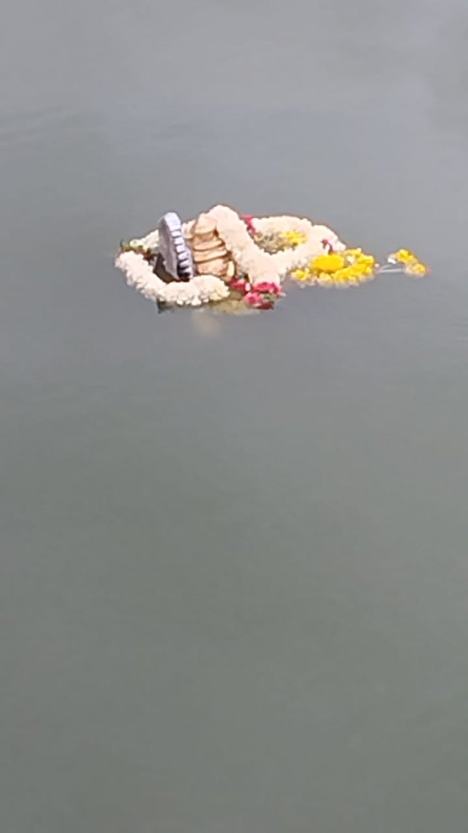 madhulikaS2's tweet photo. Dear Hyd-Need ur support.Neknampur lake immersion pond is quite big &amp; well https://t.co/gjCNenGkow use it for idol immersion .Pl PROHIBIT using Mushki Cheruvu for idol immersion.Lake is under Restoration &amp;need ur support to protect it.Lets Respect our Lake &amp; our Religion. https://t.co/ZdkDZ8okSF