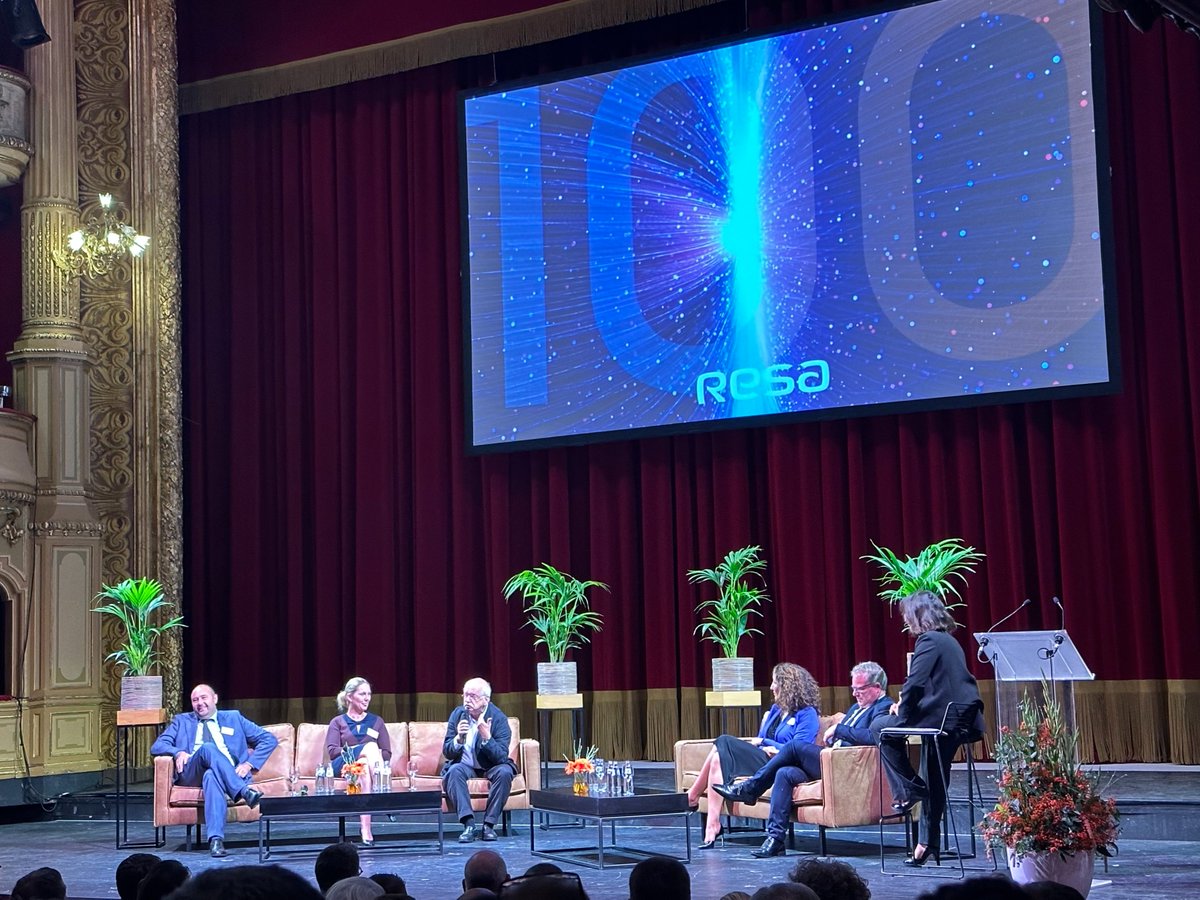 Benoit__Gilson's tweet image. #RESA fête ses 100 ans, un siècle d’existence, de travail et d’expertise au service de la collectivité 👏
L’intercommunale liégeoise de gaz et d’électricité jouera un rôle déterminant dans les futurs enjeux du climat et de l’énergie.

#transitionenergetique #energie #liege