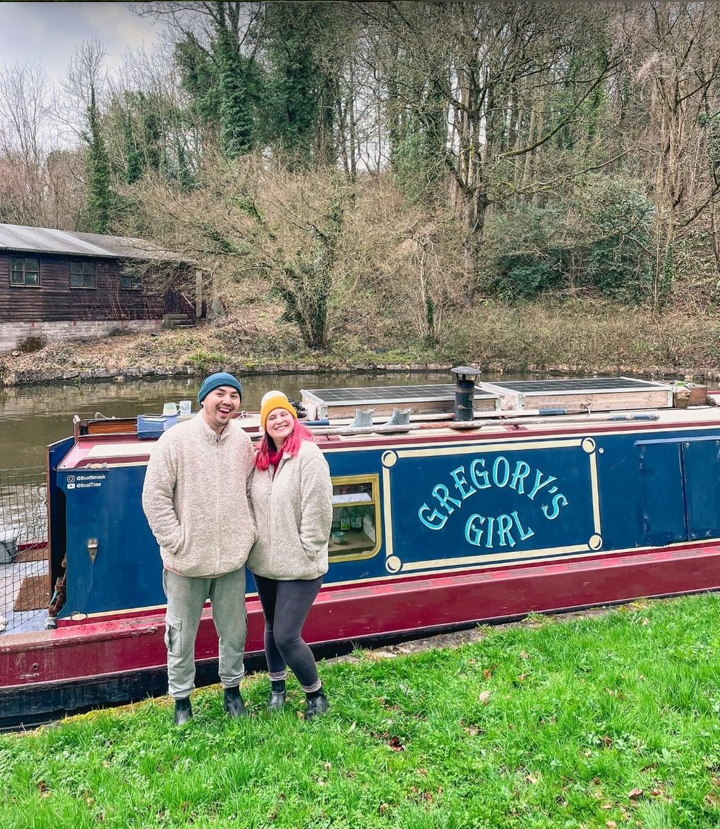 'We quit the rat race to live off-grid and travel full time in a boat' #narrowboat #canal #offgrid denbighshirefreepress.co.uk/news/23804246.…