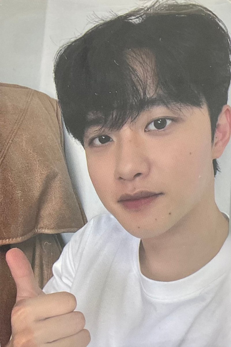 Oh another good morning baby photocard 😔
