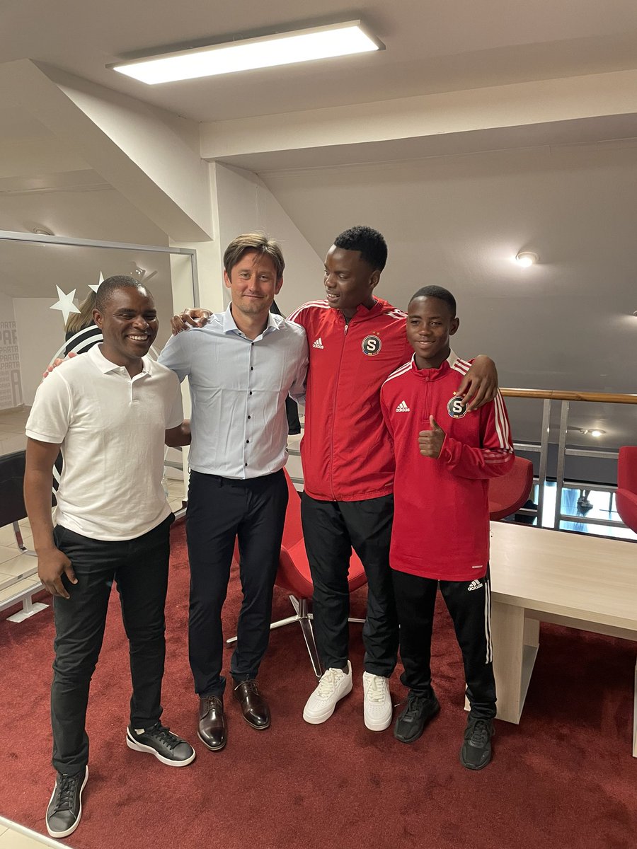 Costa Nhamoinesu tweet media
