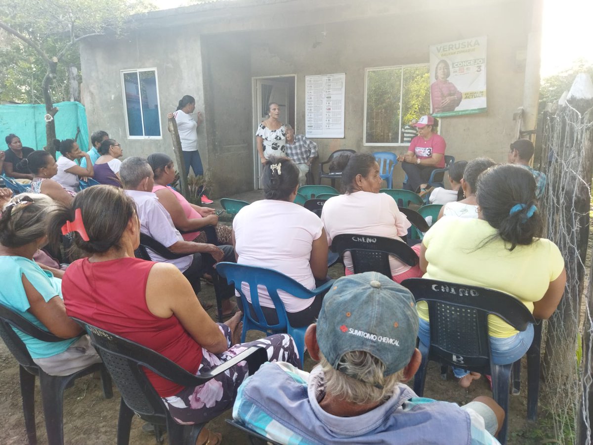 partidoadacord's tweet photo. Nuestra candidata al Concejo de Montería, Veruska Galván, recorriendo la zona rural del municipio de Montería.

Vota 3 en la coalición #PactoPorMontería

@verusk https://t.co/WHymfKlHG7