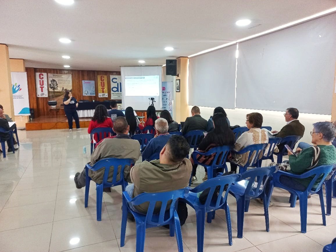 Hoy con GV+ estuvimos difundiendo el Legado de la Comisión de la Verdad y sus herramientas pedagógicas a los docentes miembros del Sindicato del Magisterio de Nariño, quienes empezarán a difundir el legado en las aulas de clase de nuestro Departamento. 
#HayFuturoSiHayVerdad